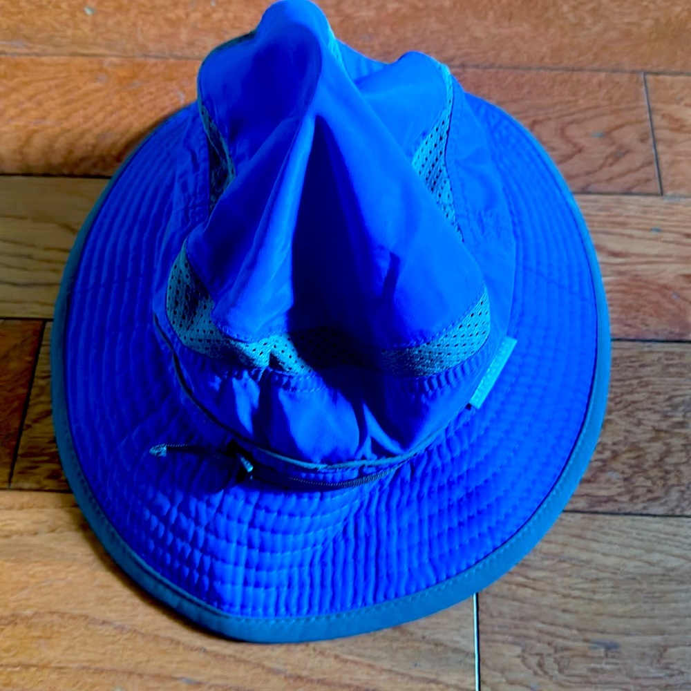 Sunday afternoon  natural blended hat.